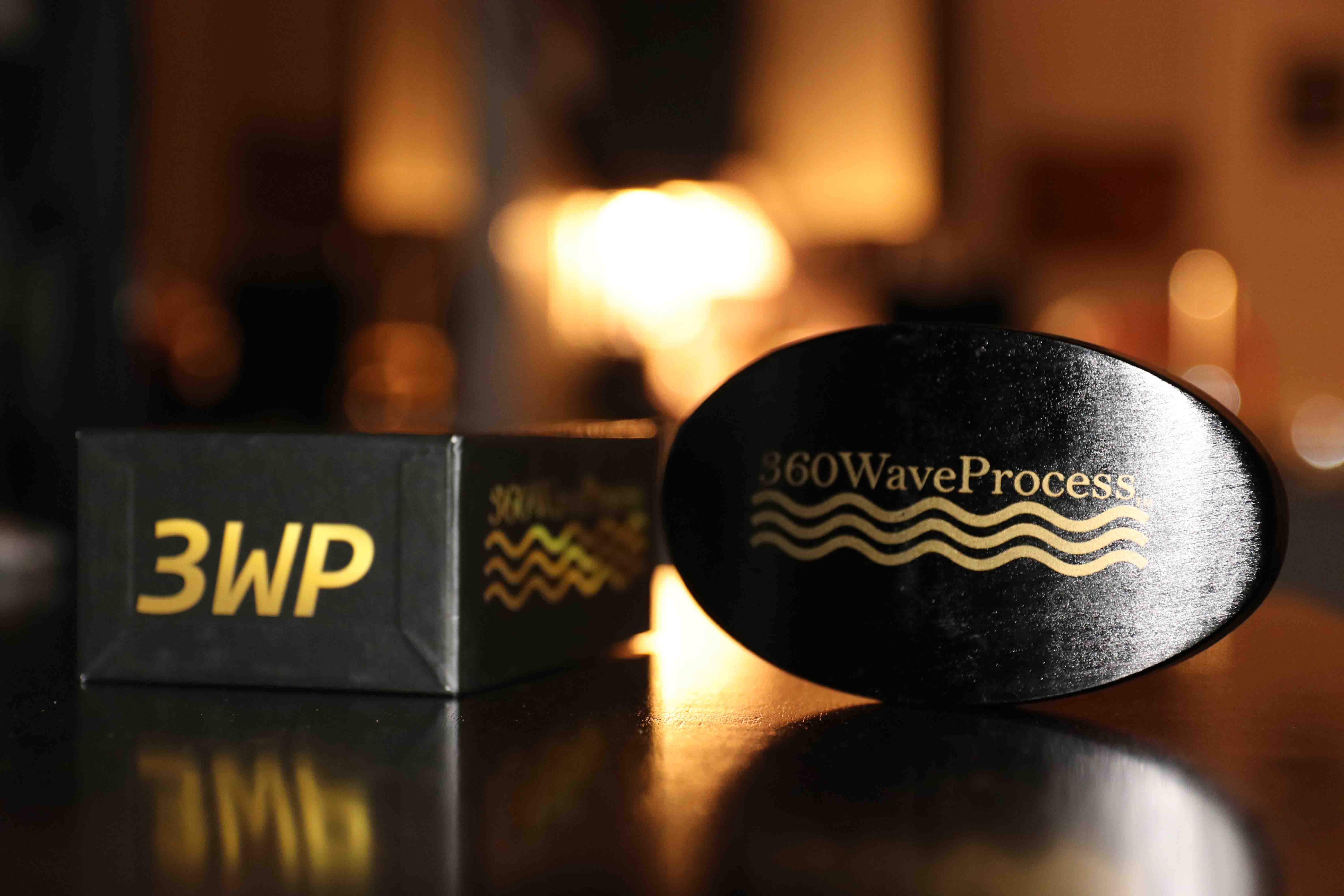 Black and gold 360 Wave Brush