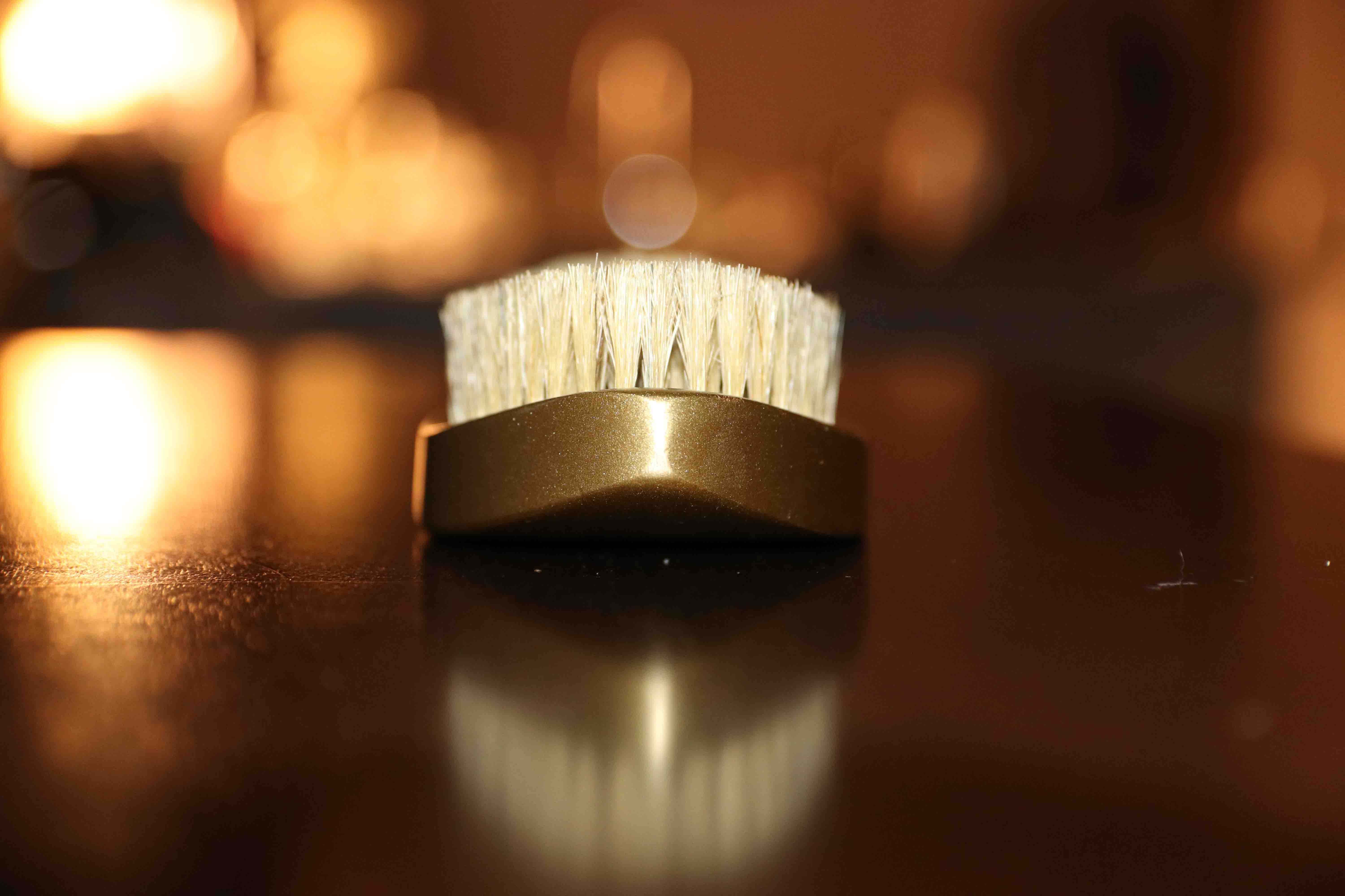 360 wave brush gold handle